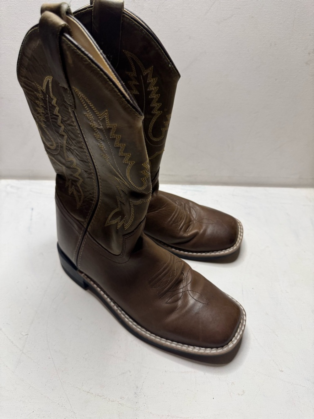 Classic Brown Leather Cowboy Boots